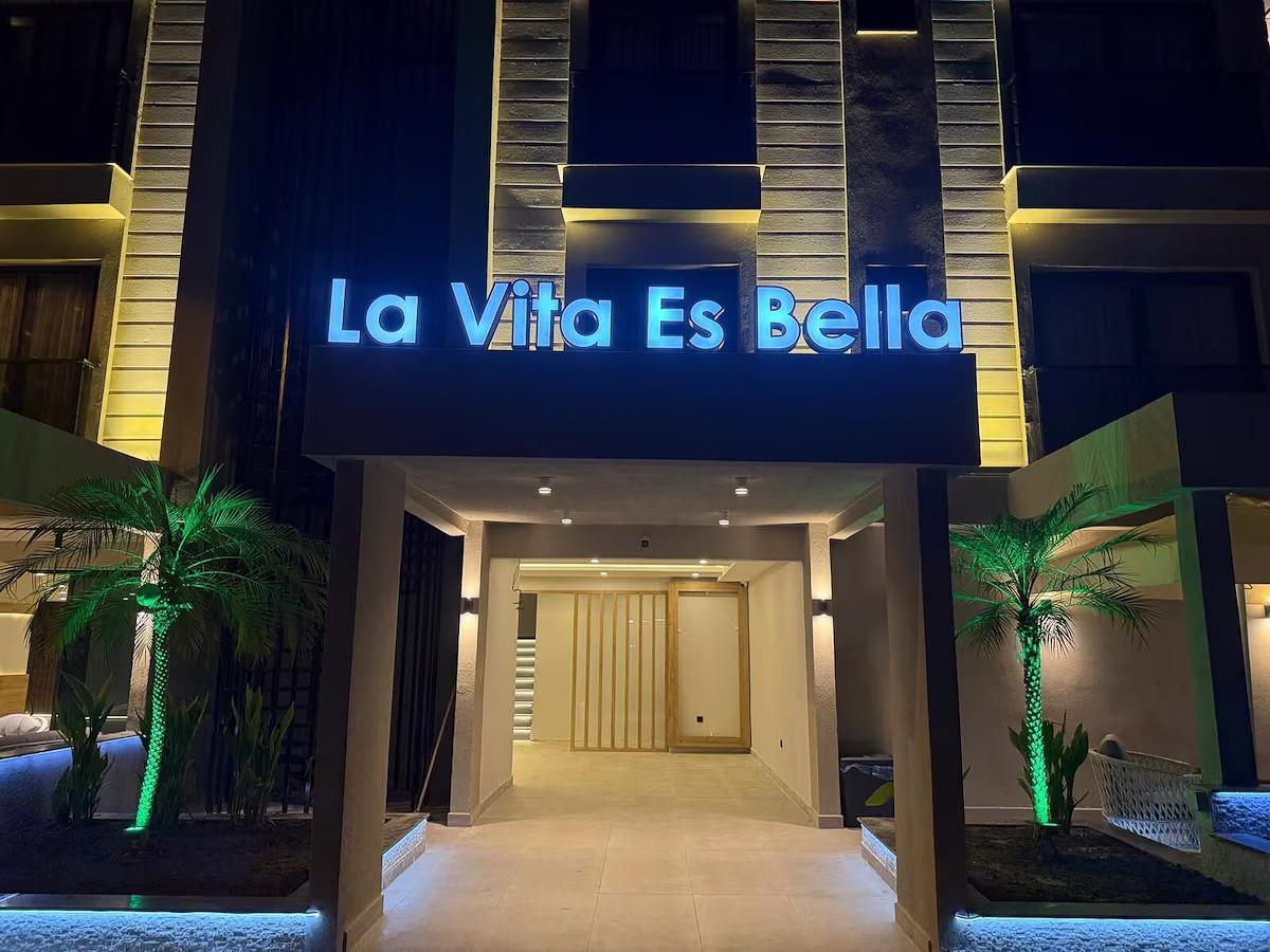 La Vita Es Bella Hotel Antalya - Konyaaltı Otel Girişi